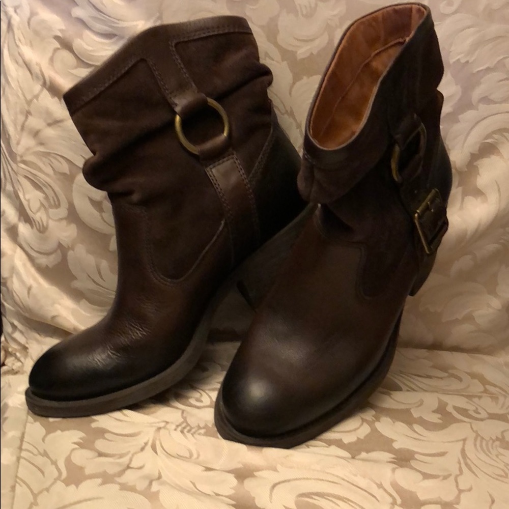 Lucky brand boots